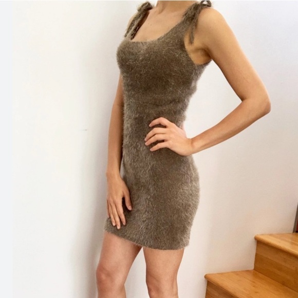 STORIA SWEATER DRESS - Picture 2 of 13